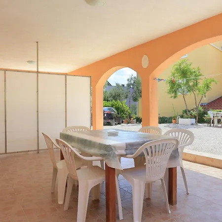 公寓 With Parking Space Grebastica, Sibenik - 11301 希贝尼克