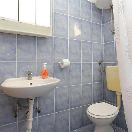Apartment With Parking Space Grebastica, - 11301 Sibenik
