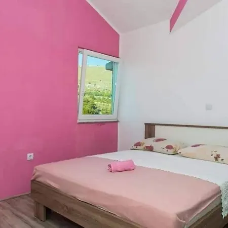 With Parking Space Grebastica, - 11301 Apartment Sibenik