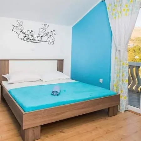 With Parking Space Grebastica, - 11301 Apartment Sibenik
