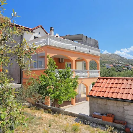 With Parking Space Grebastica, - 11301 Apartment Sibenik