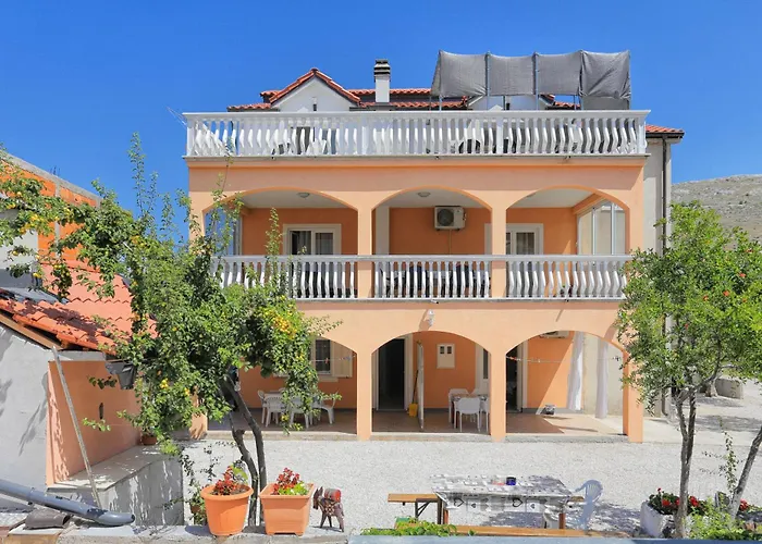 With Parking Space Grebastica, Sibenik - 11301 希贝尼克