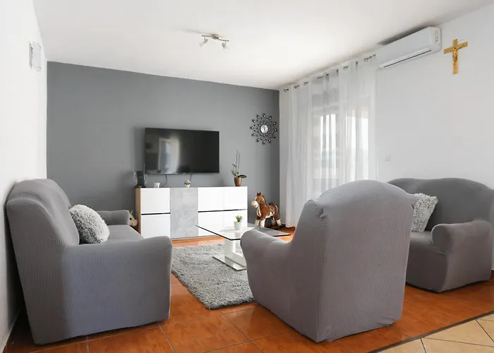 With Parking Space Grebastica, Sibenik - 11301 Апартаменты