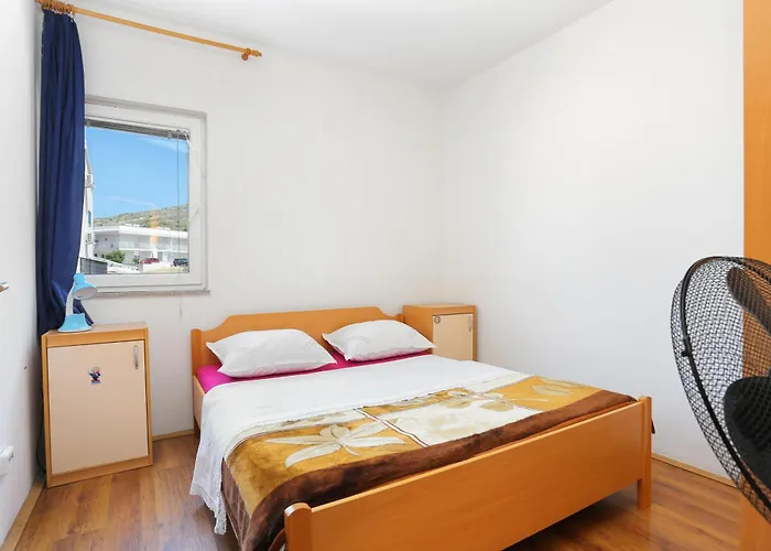 With Parking Space Grebastica, Sibenik - 11301 Апартаменты *