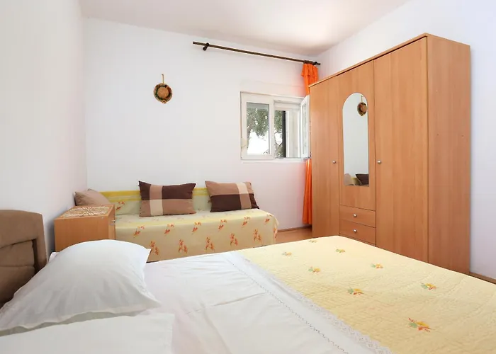 Апартаменты With Parking Space Grebastica, Sibenik - 11301 *